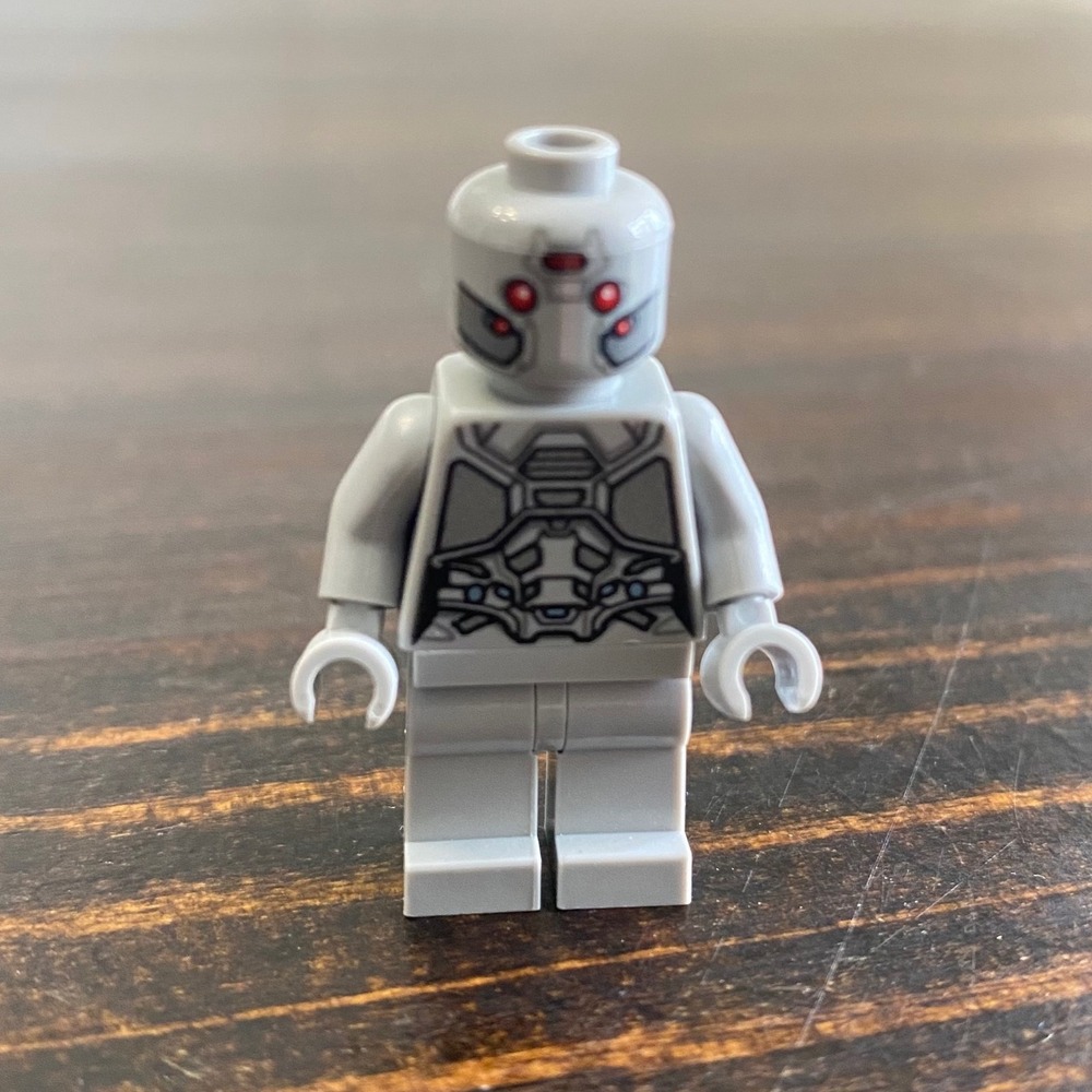 Lego Super Heroes Ant-Man and the Wasp Ghost Ava Starr Minifigure sh0518 No Hood